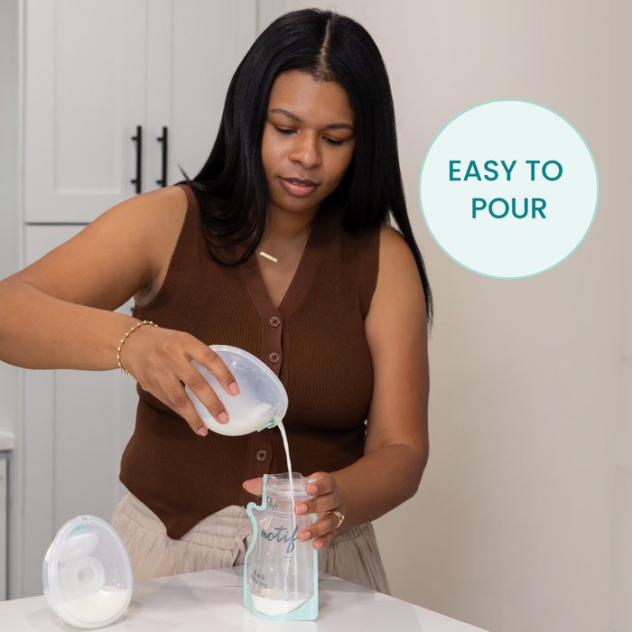easy-pour-Breast Milk Collection Cups