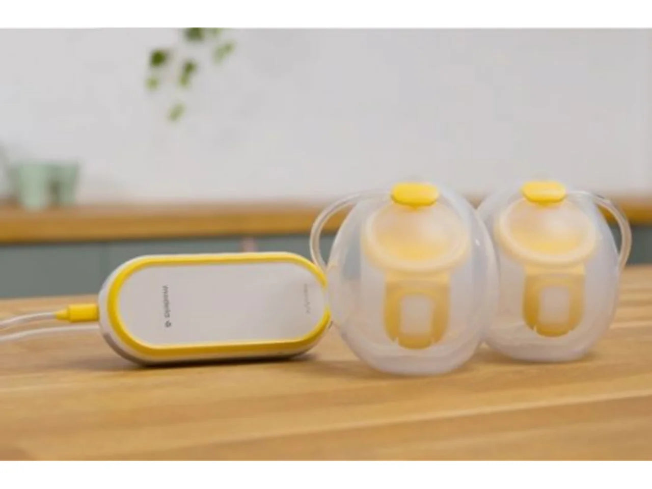 wearable-Freestyle™ Hands-free Breast Pump-Pocket-Sized